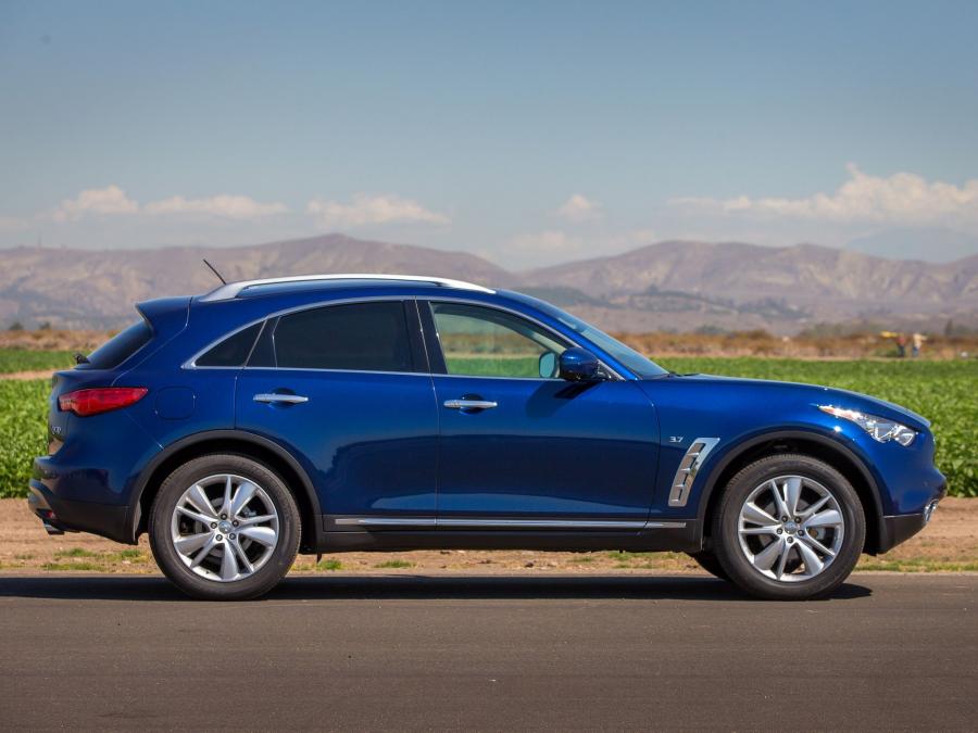  Infiniti QX70 3.7 2013 года  (фото 3 из 7)